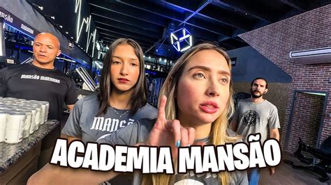 Vídeos pornôs com Mansão Maromba .